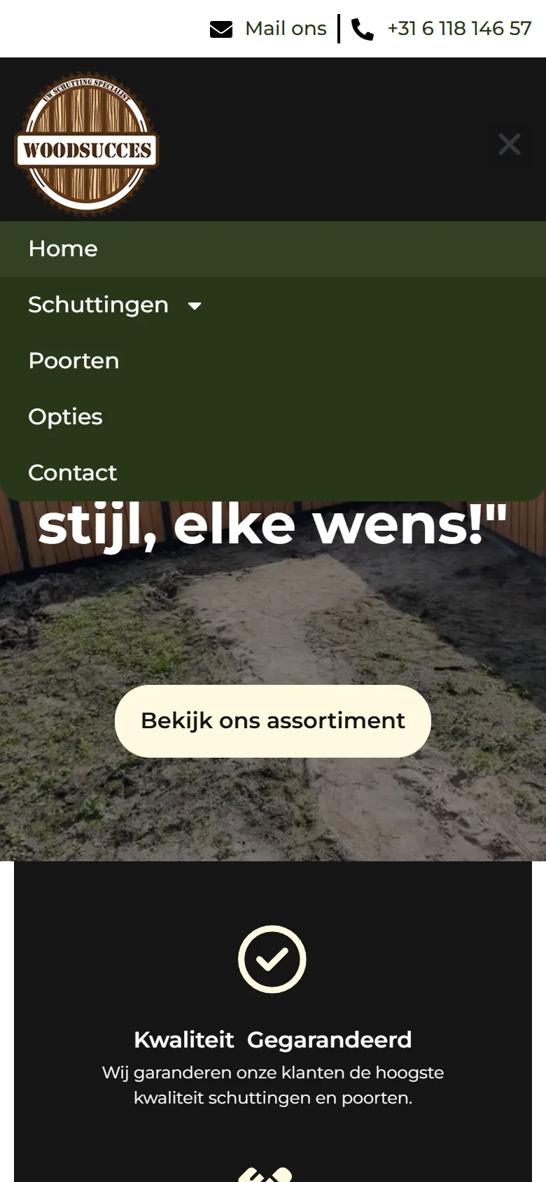 Woodsucces, het menu op een telefoon, voor de optimalisatie